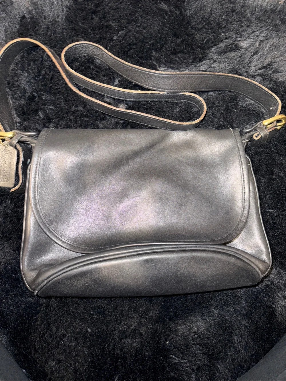 Coach Vintage Black Leather Messenger Flap Bag - Collector Piece📝